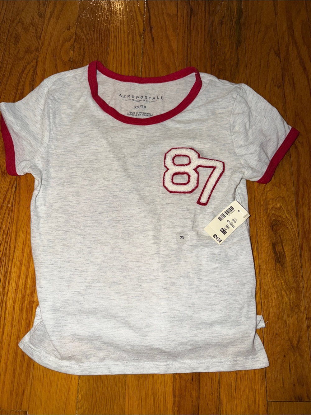 Aeropostale Women Short Sleeve Off White with Red Trim and 87 Patch Crop Tee